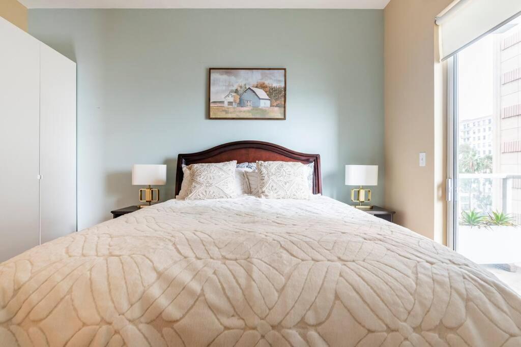 A Corner Unit With Ocean Views From Every Room Лонг Бич Экстерьер фото