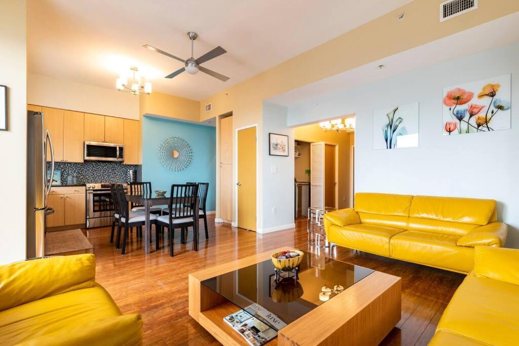A Corner Unit With Ocean Views From Every Room Лонг Бич Экстерьер фото