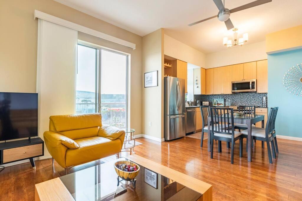 A Corner Unit With Ocean Views From Every Room Лонг Бич Экстерьер фото